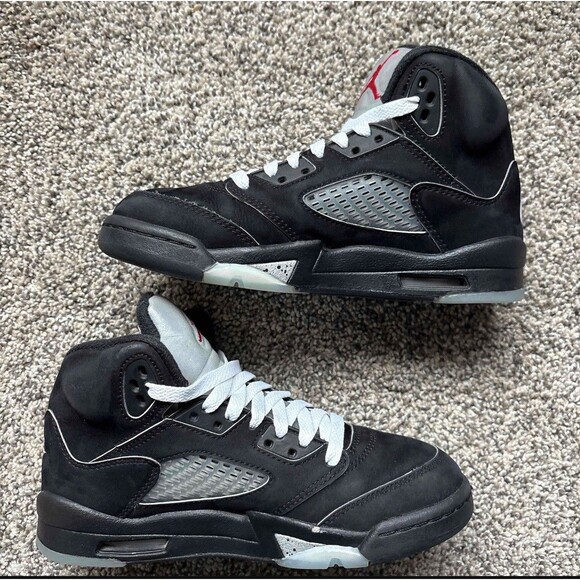 Nike Air Jordan 5 Retro Black Metallic Reimagined Size 4.5 Youth (Size 6 Women's - Picture 2 of 10